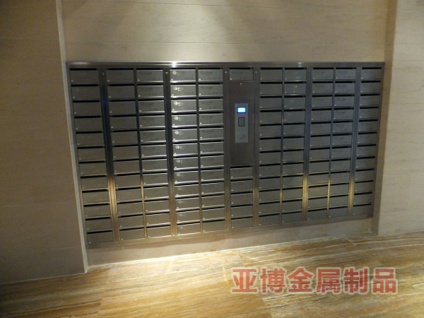 �����ň���002