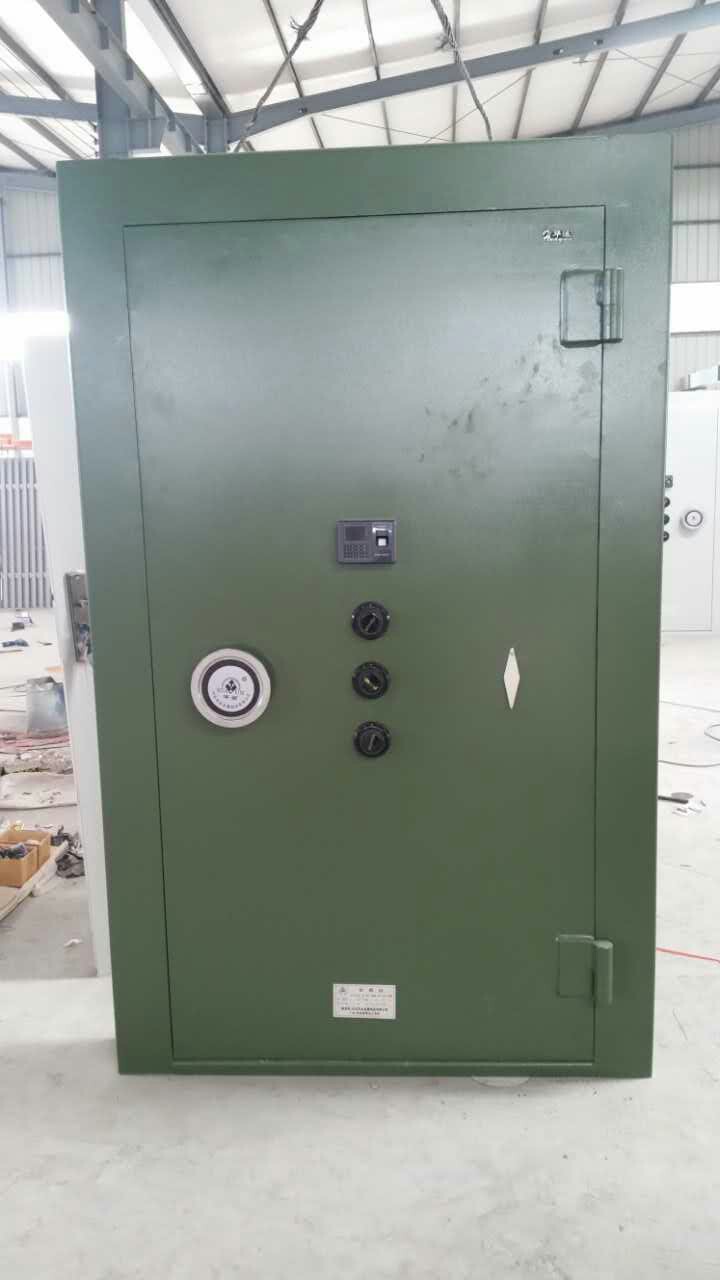 ���i(li��n)�Ә����T001